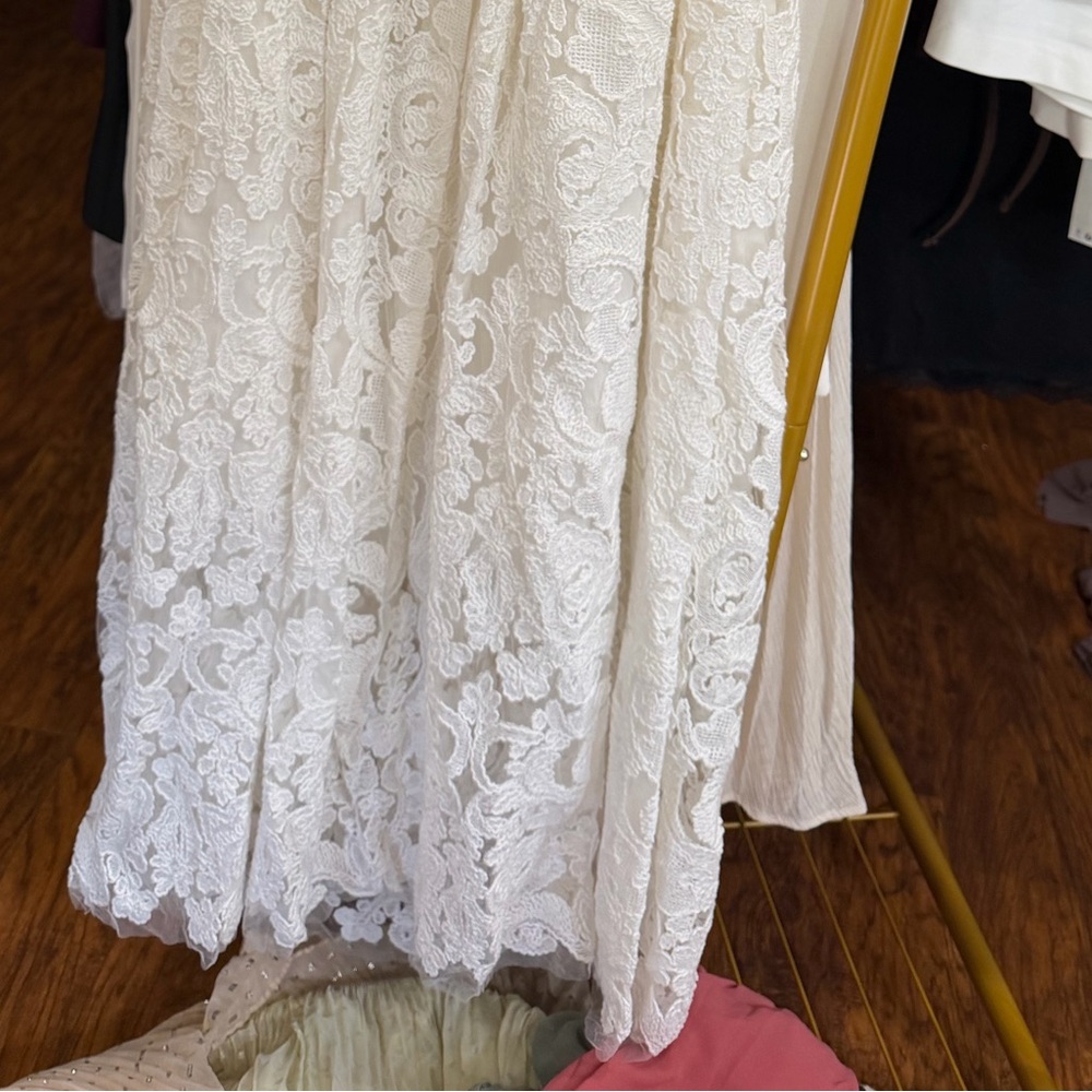 Anthropologie - Lace strapless white midi a line dress - Picture 10 of 11